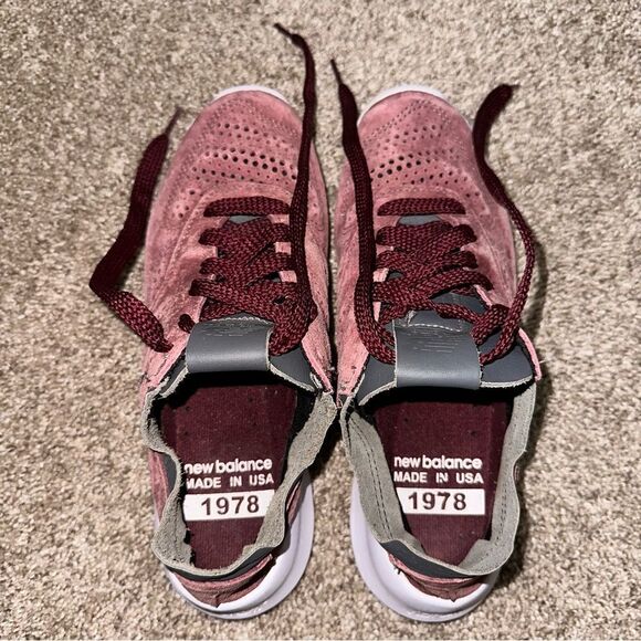 New Balance 1978 Burgundy and White Women’s Size 5.5 - Picture 8 of 9